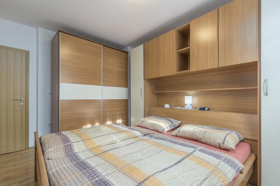 Villa Park à Novigrad Istria Extérieur photo